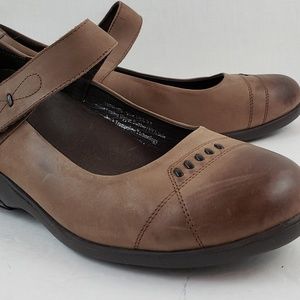 Gravity Defyer Azite Brown Leather M/J size 9.5